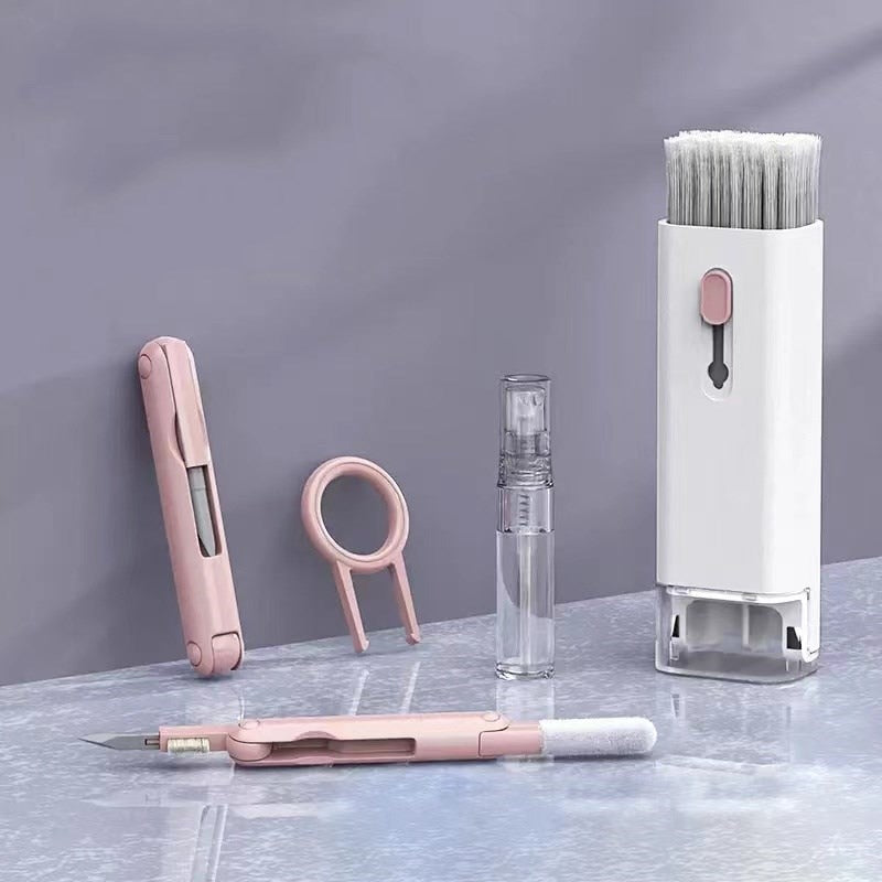 BRUSHY - 7 IN 1 Cleaning Kit